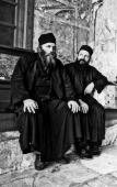 Два монахи